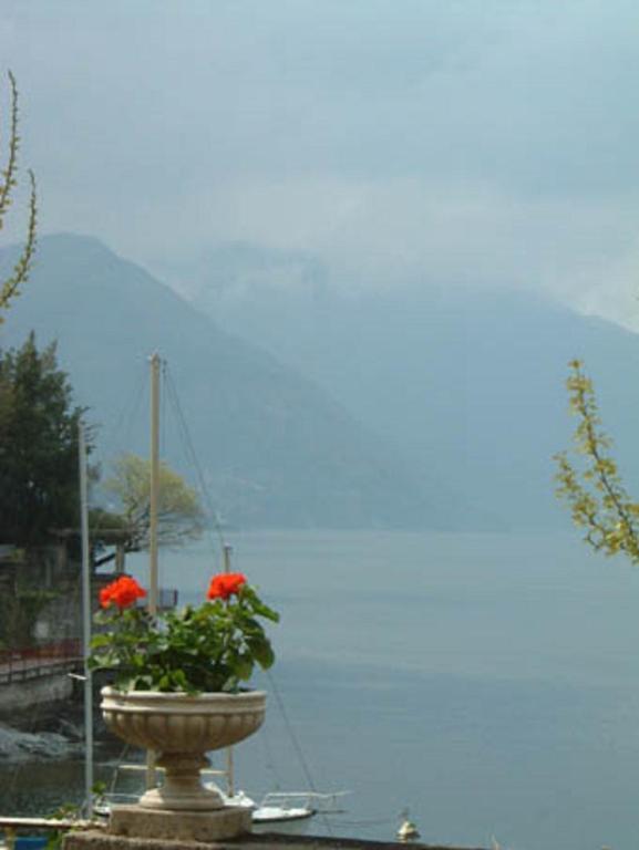 Villa Torretta Varenna Zimmer foto